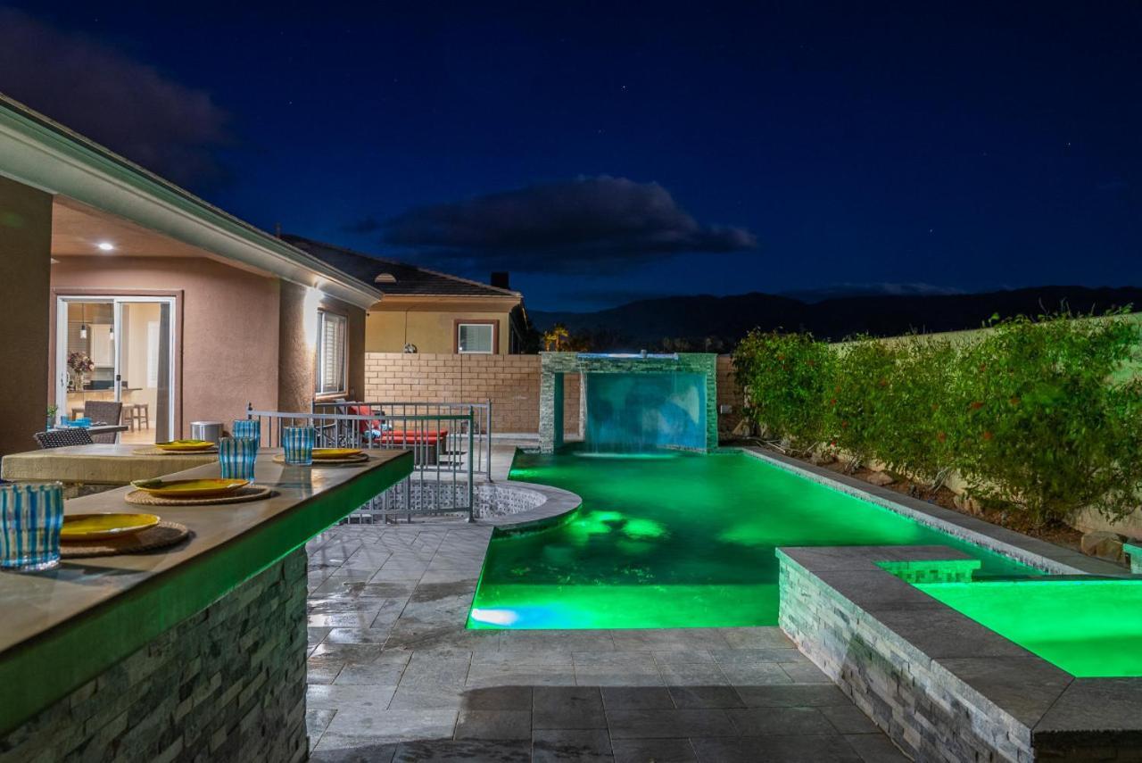 Sentiero - New Resort Style Living, Multi Level Pool Indio Εξωτερικό φωτογραφία